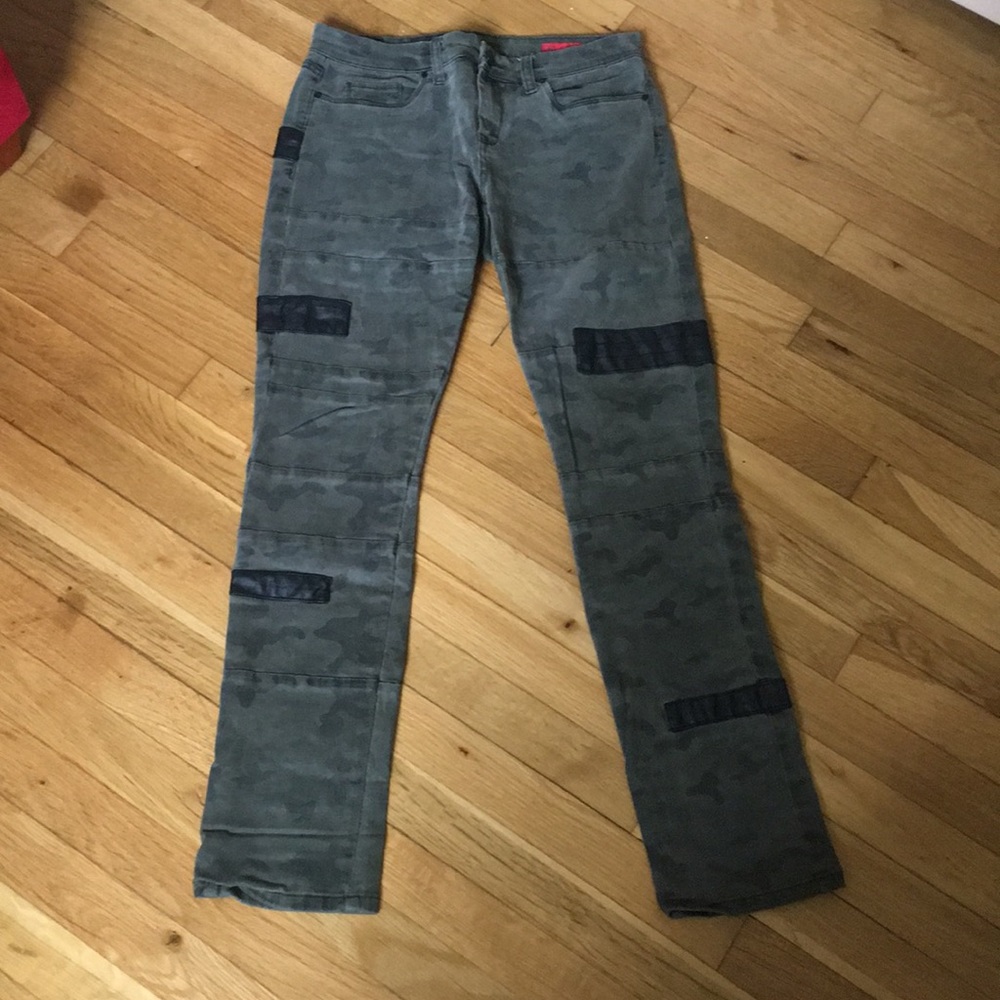 Blank nyc camo